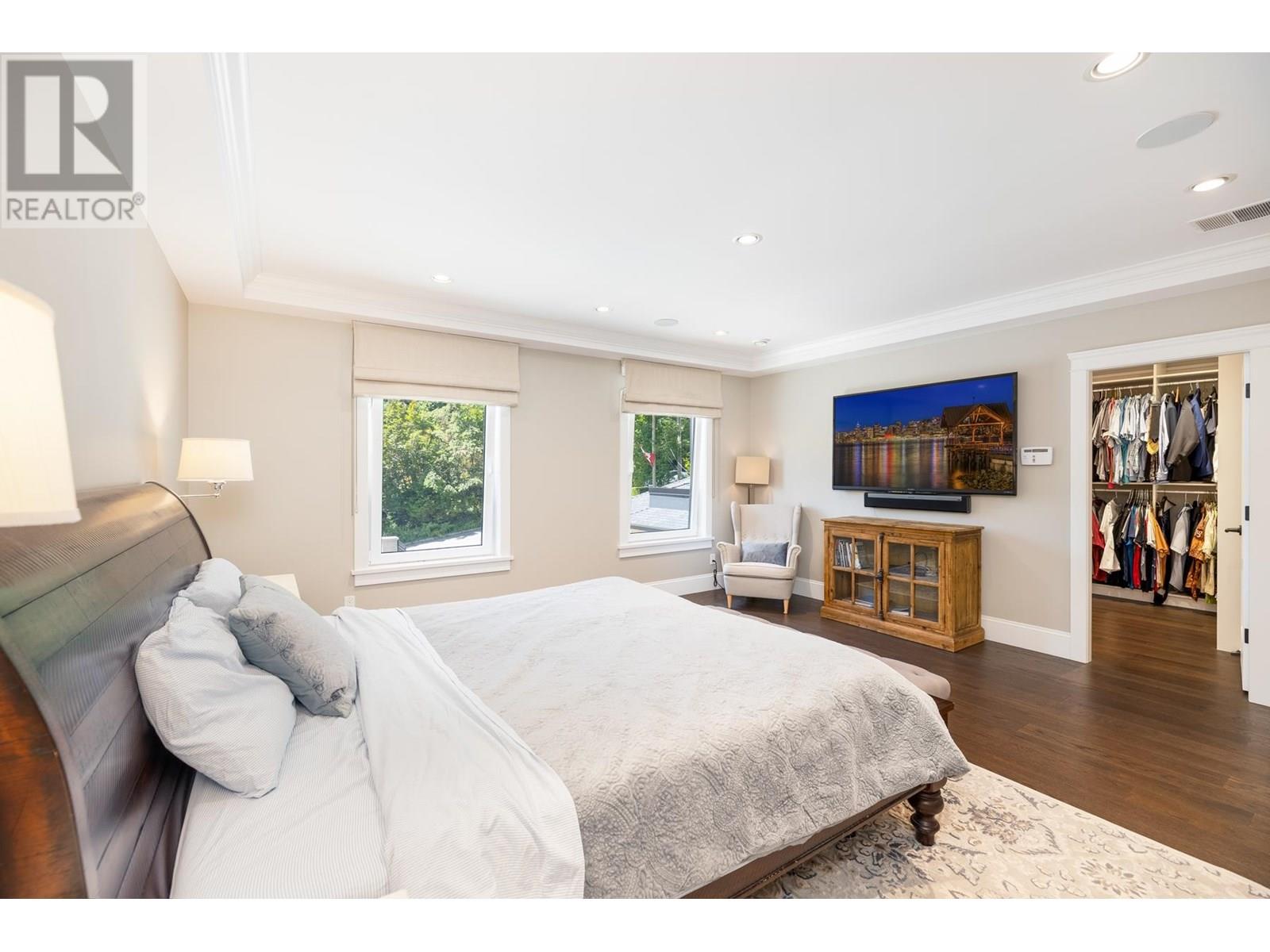 3850 ST. MARYS AVENUE, North Vancouver