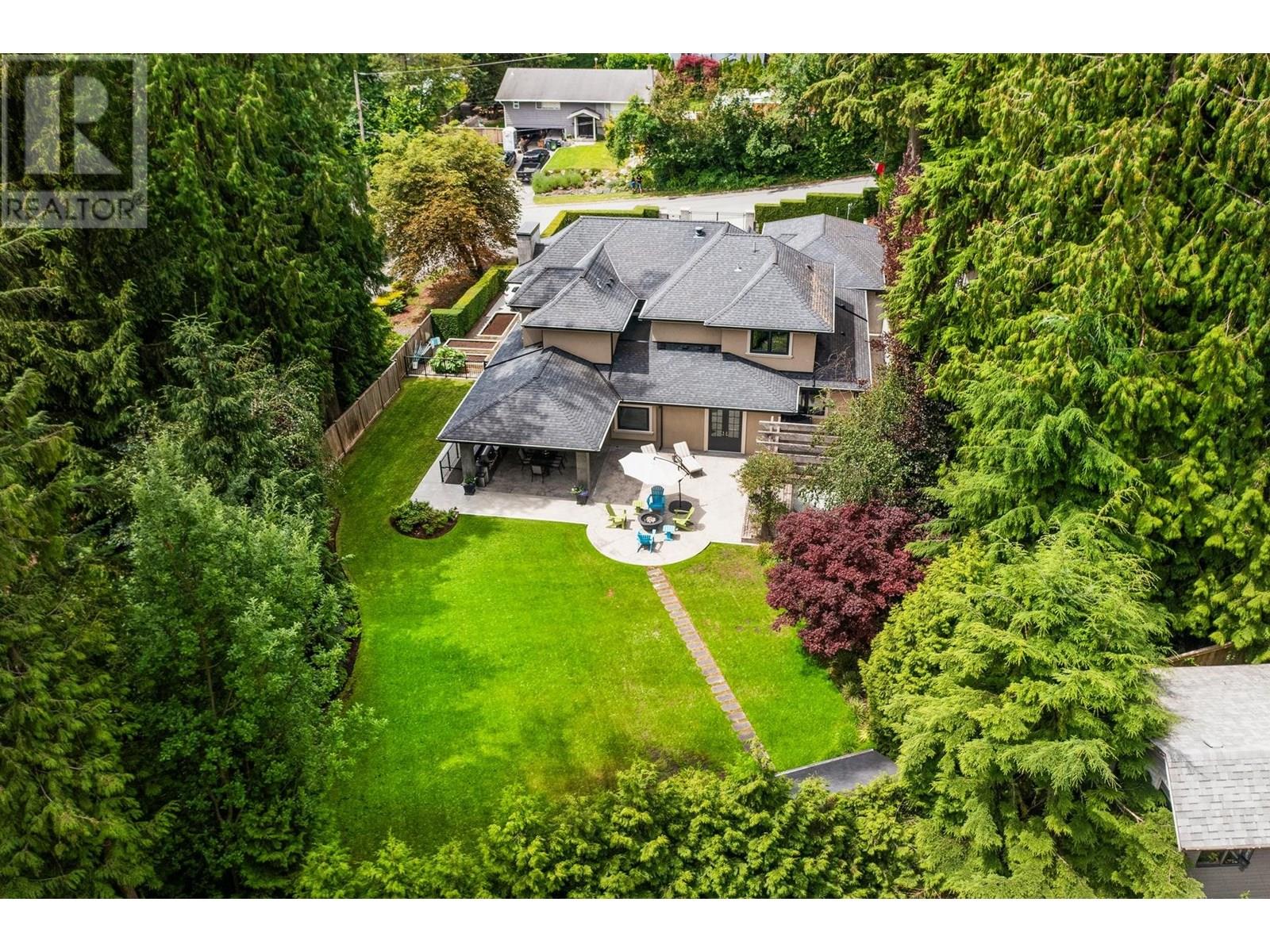 3850 ST. MARYS AVENUE, North Vancouver