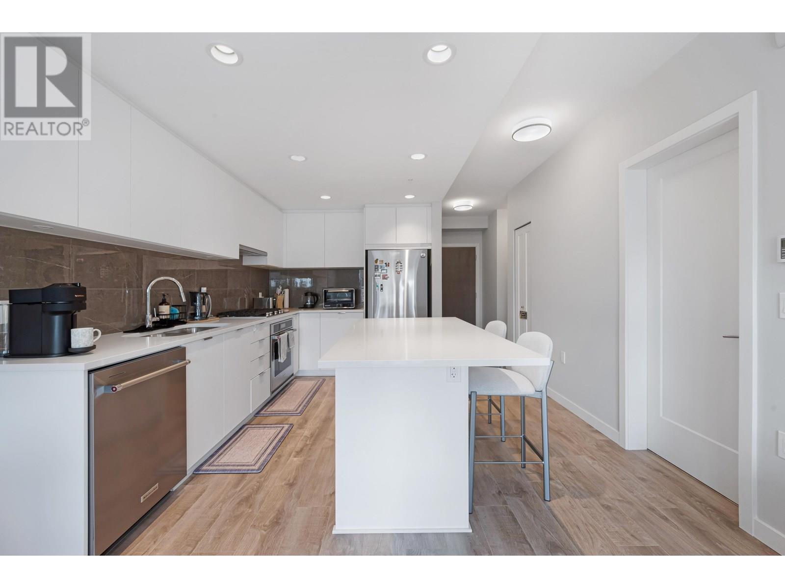 Photo 5 of 412 615 Cottonwood Avenue, Coquitlam BC