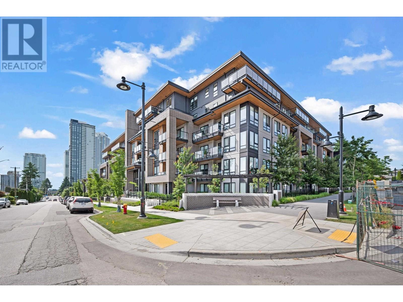 Photo 1 of 412 615 Cottonwood Avenue, Coquitlam BC