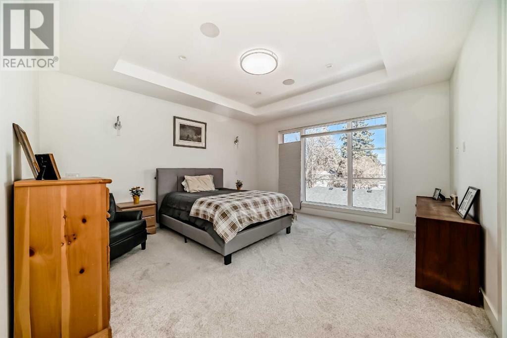 Single Family House for Sale in   Avenue NE Tuxedo Park Calgary 