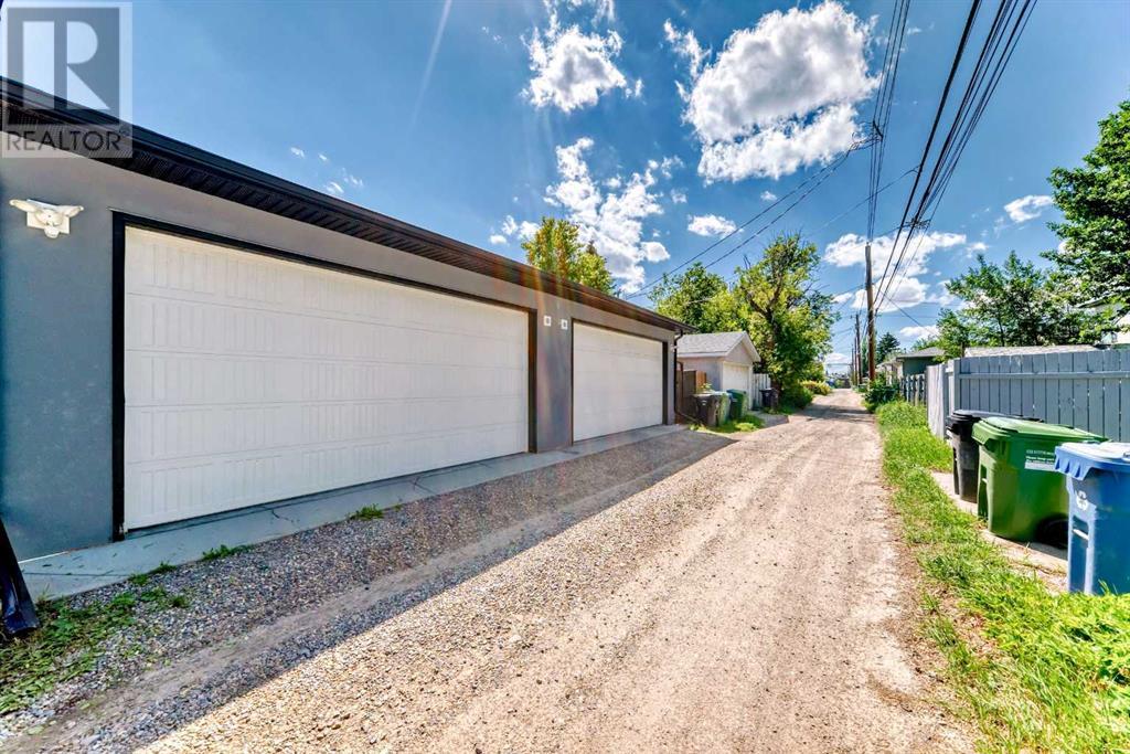 Single Family House for Sale in   Avenue NE Tuxedo Park Calgary 