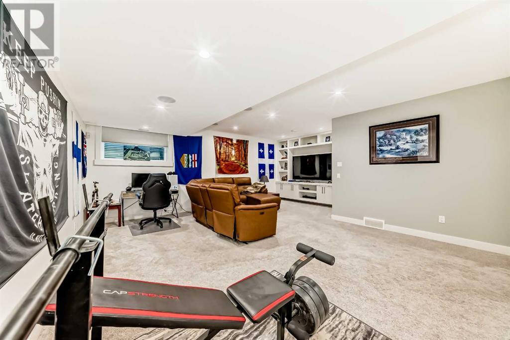 226 21 Avenue NE, Calgary, Alberta