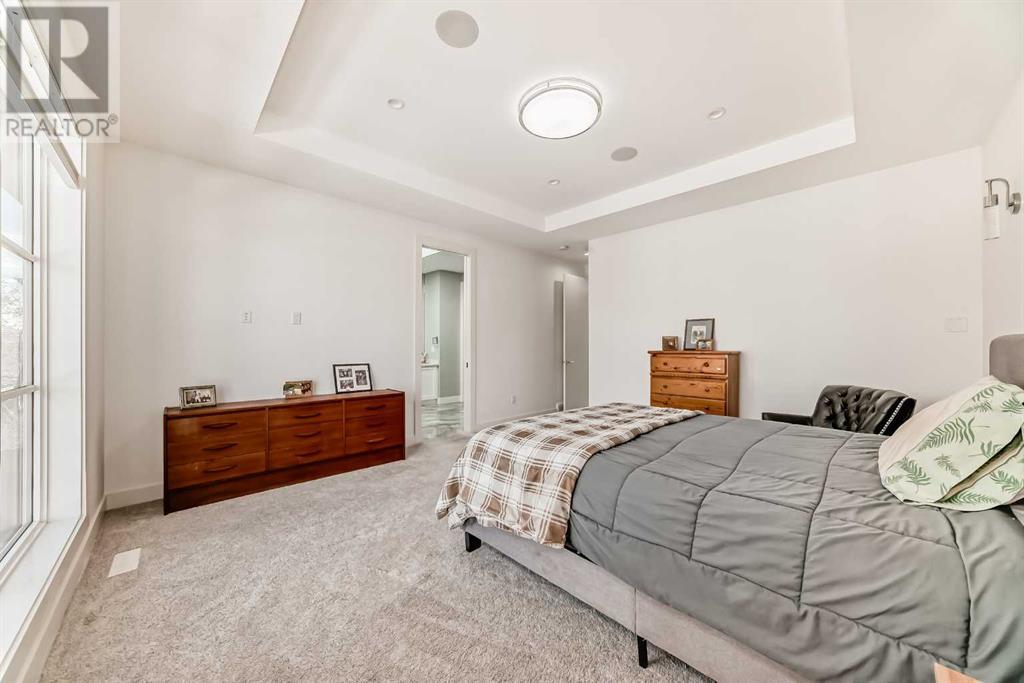 Single Family House for Sale in   Avenue NE Tuxedo Park Calgary 
