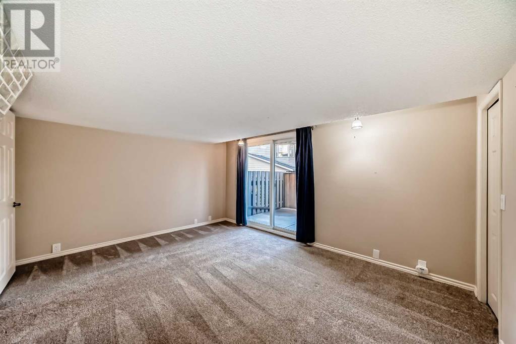 Single Family House 4 Level for Sale in  Glamis Terrace SW Glamorgan Calgary 