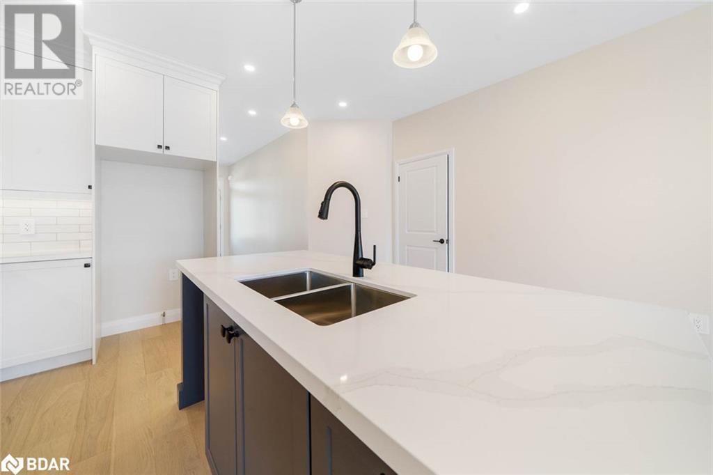 Photo 10 of 127 Ritchie Crescent, Elmvale ON
