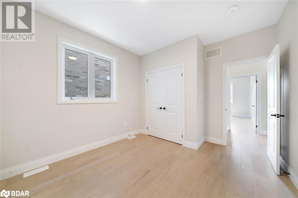 Photo 18 of 127 Ritchie Crescent, Elmvale ON