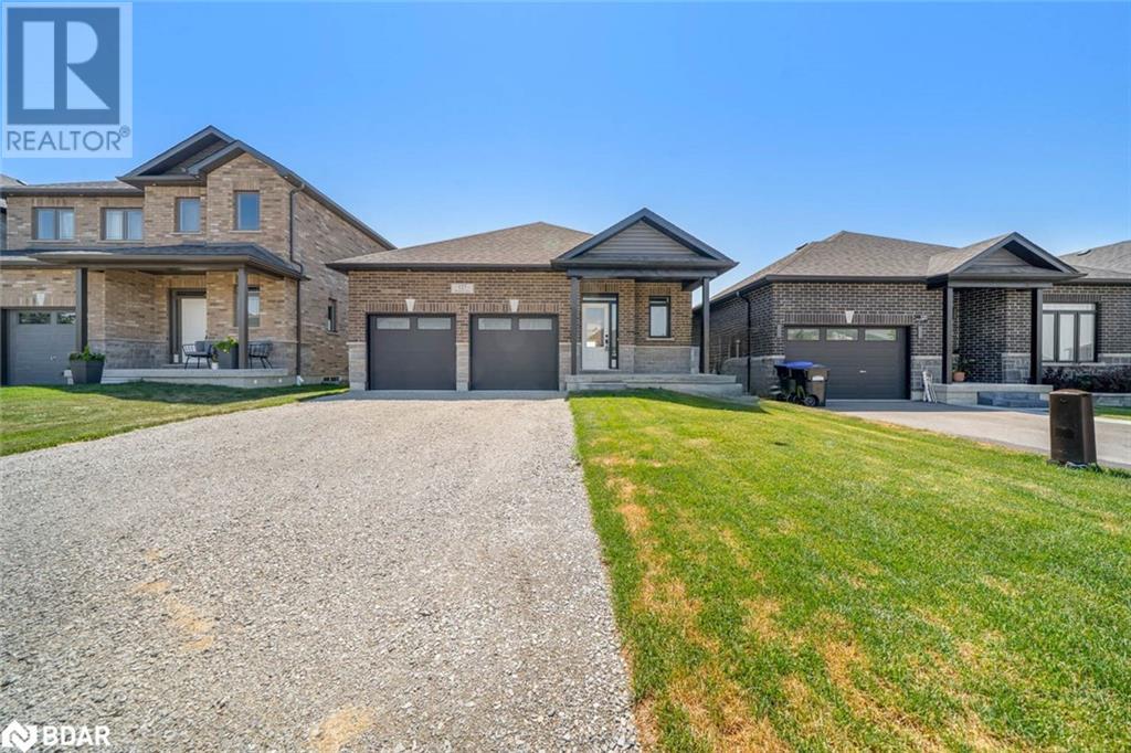 Photo 3 of 127 Ritchie Crescent, Elmvale ON