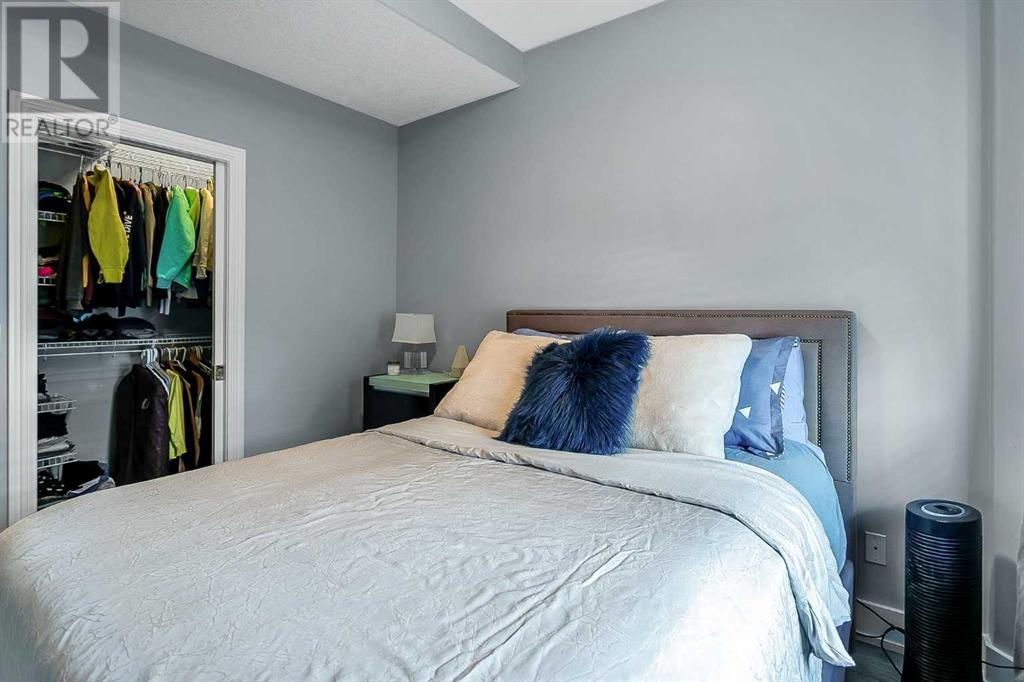 Single Family House for Sale in    Street SW Lower Mount Royal Calgary 