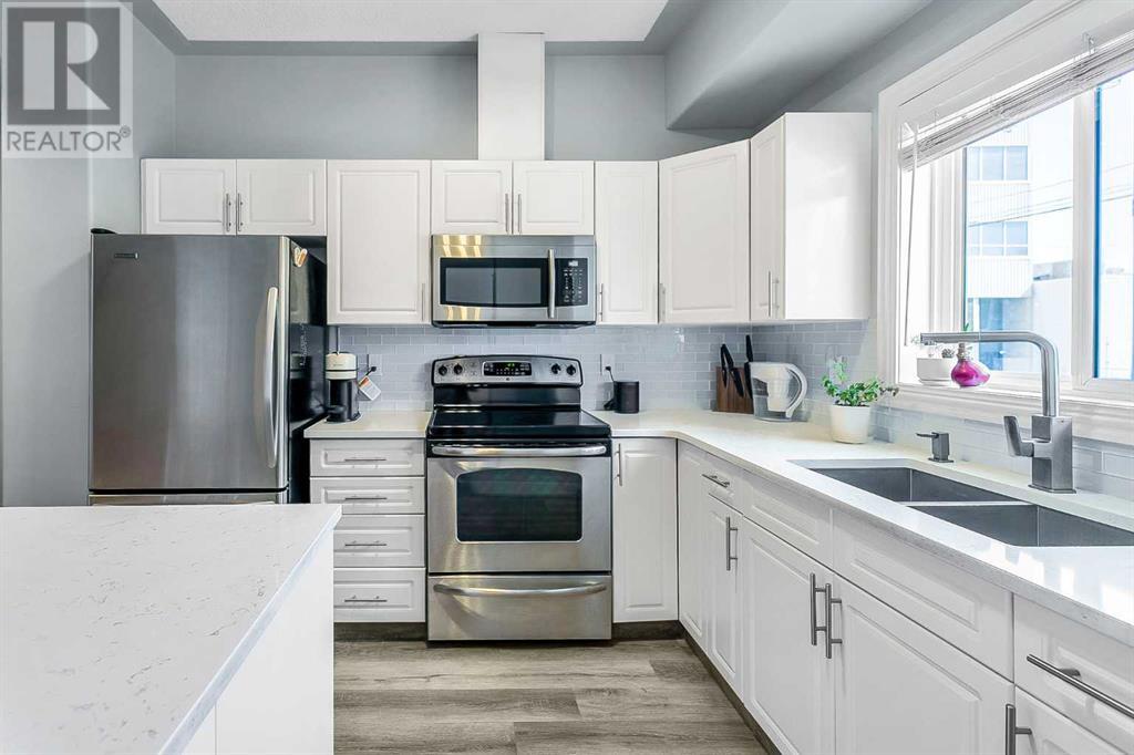 Single Family House for Sale in    Street SW Lower Mount Royal Calgary 