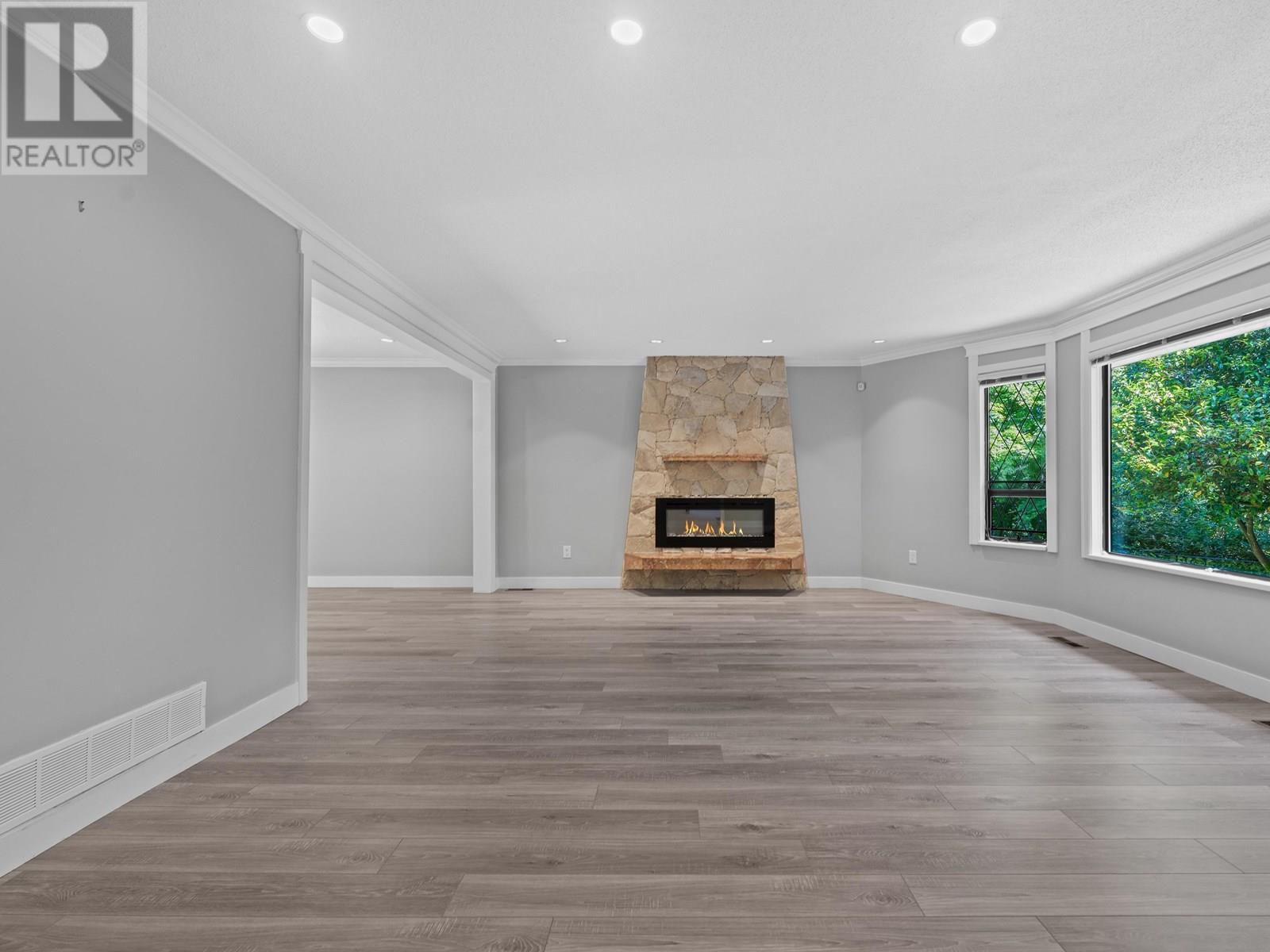 Photo 13 of 755 Westcot Road, West Vancouver BC