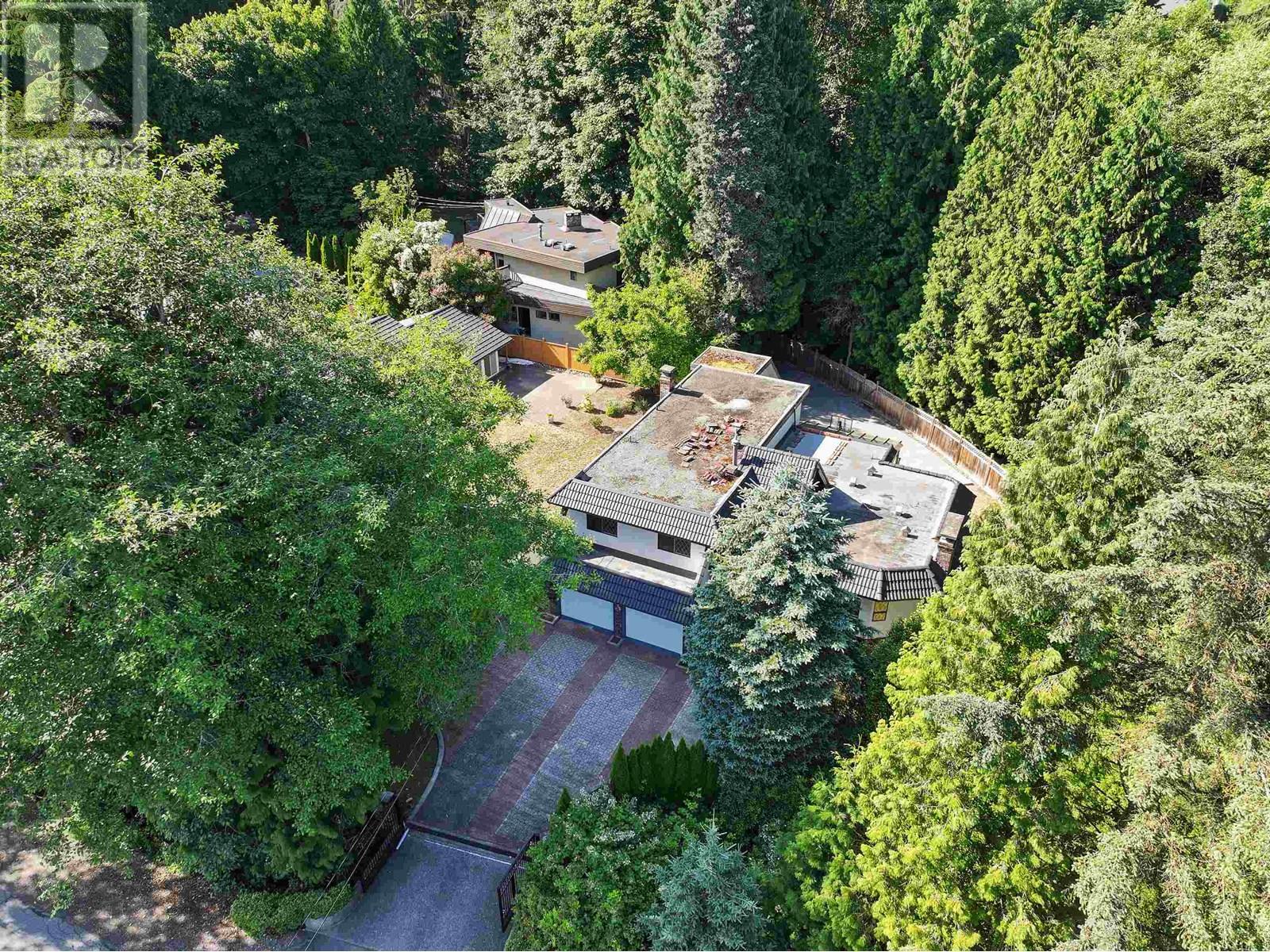 Photo 12 of 755 Westcot Road, West Vancouver BC