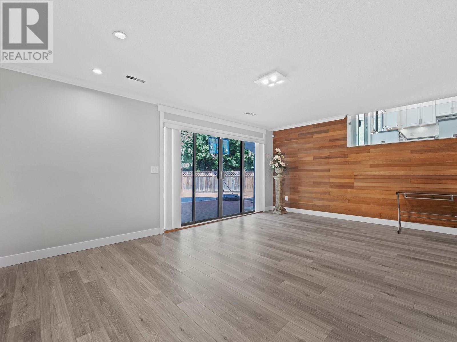 Photo 6 of 755 Westcot Road, West Vancouver BC