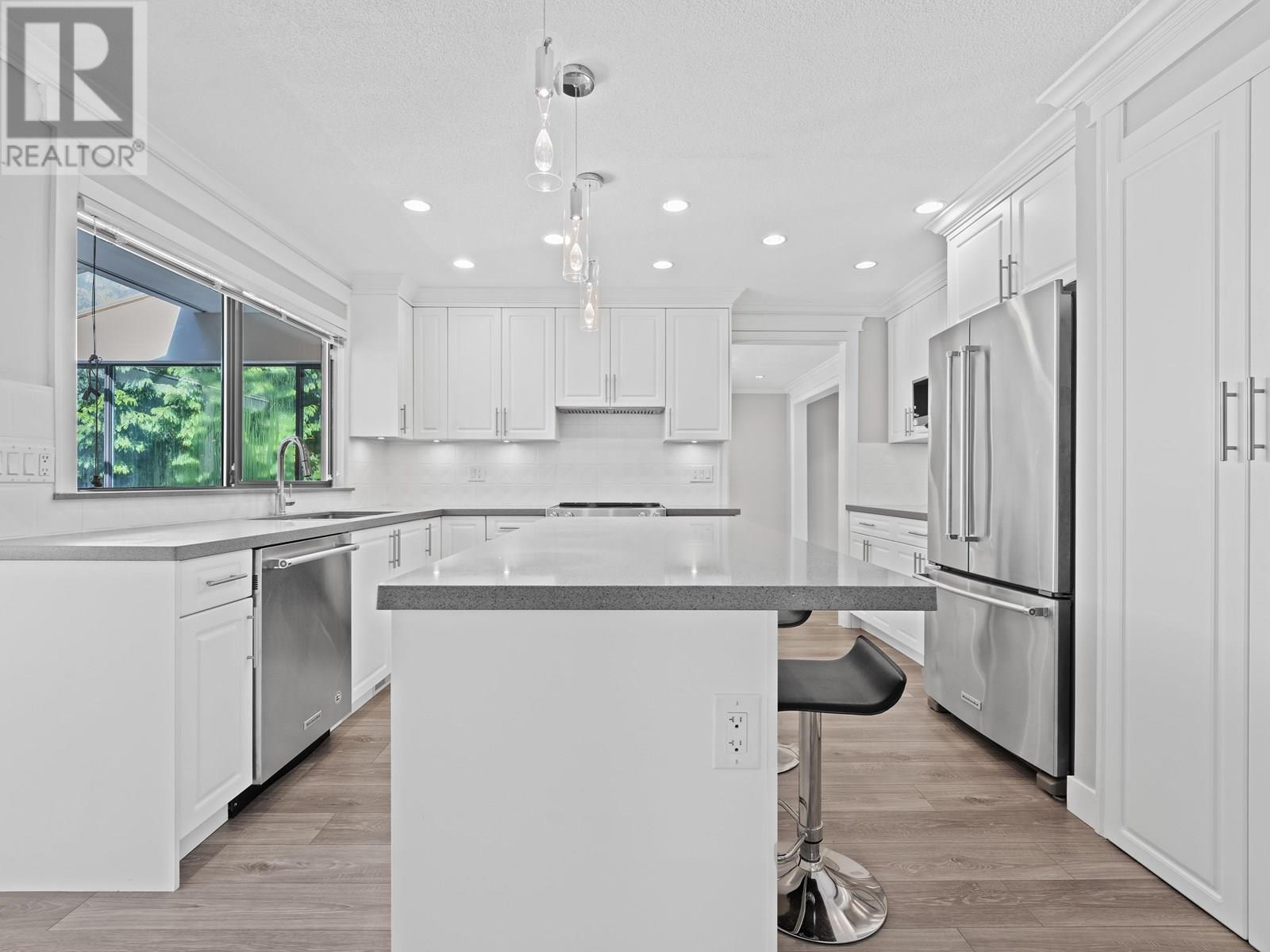 Photo 27 of 755 Westcot Road, West Vancouver BC