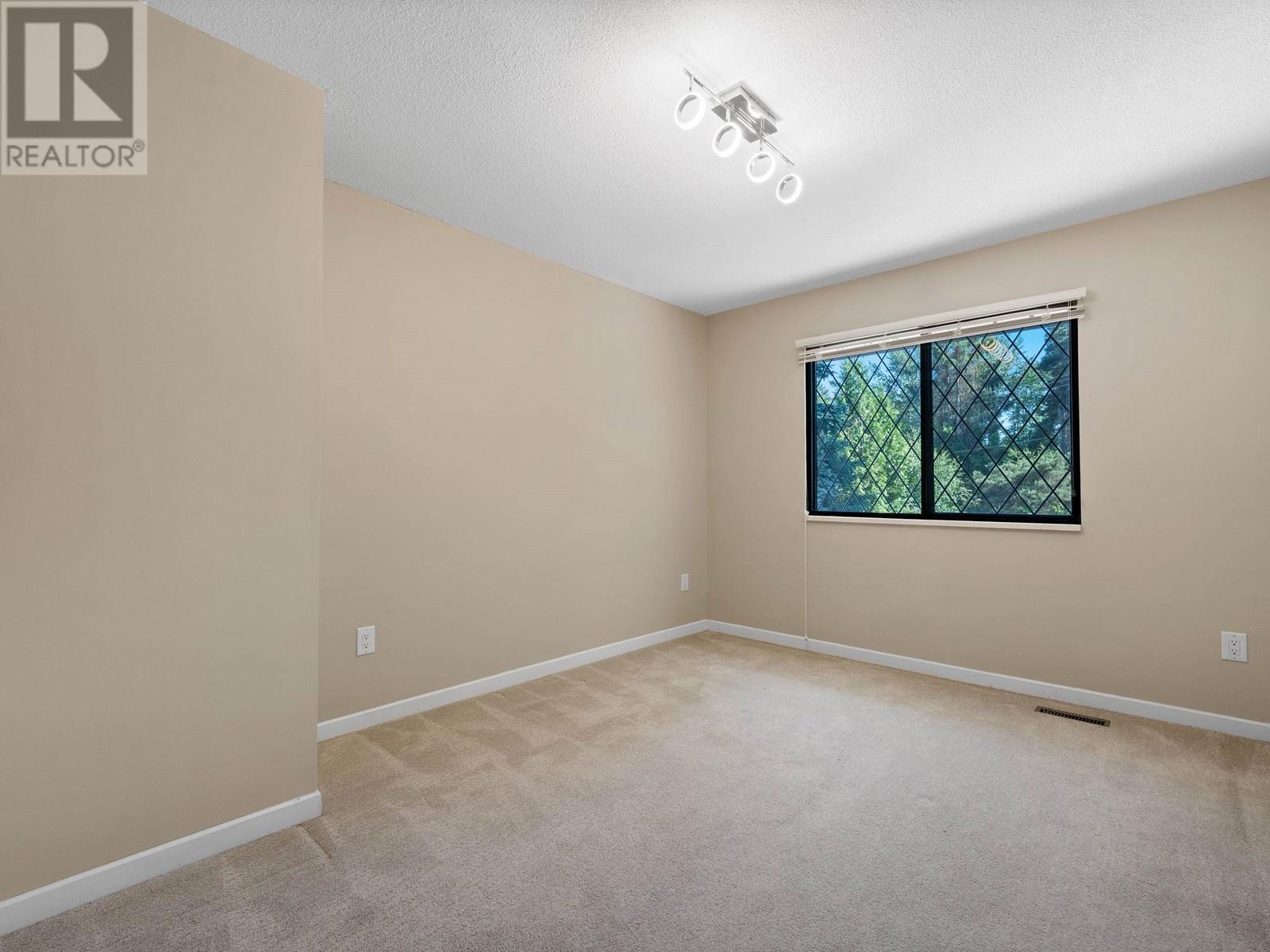 Photo 36 of 755 Westcot Road, West Vancouver BC