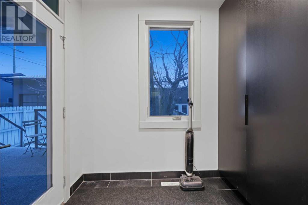 1924 50 Avenue SW, Calgary, Alberta