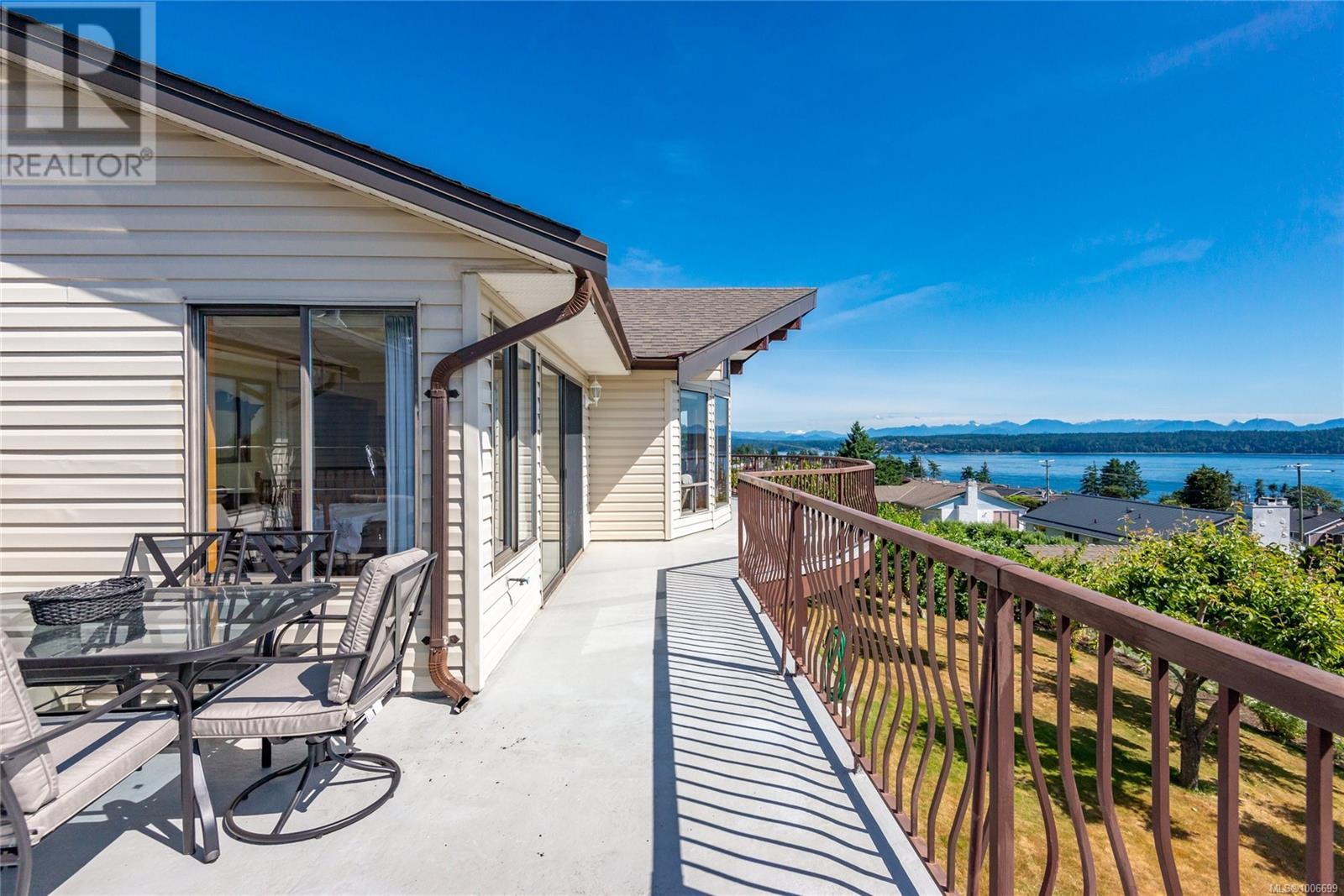 Photo 18 of 241 Mclean St S, Campbell River BC
