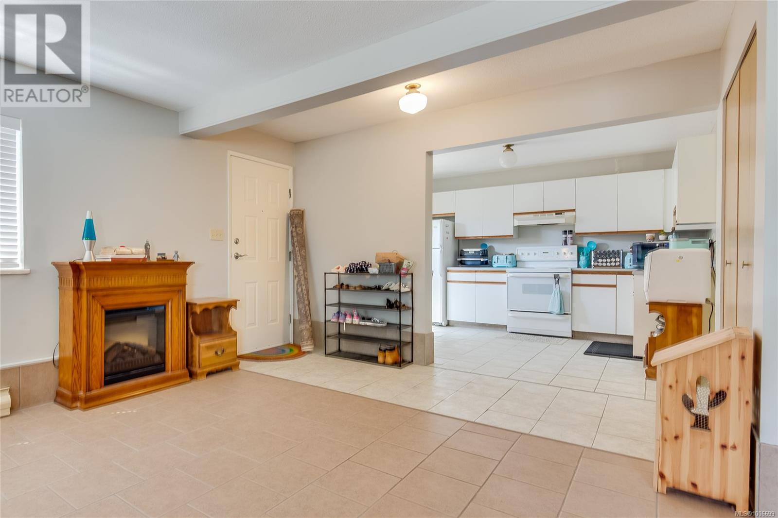 Photo 6 of 241 Mclean St S, Campbell River BC
