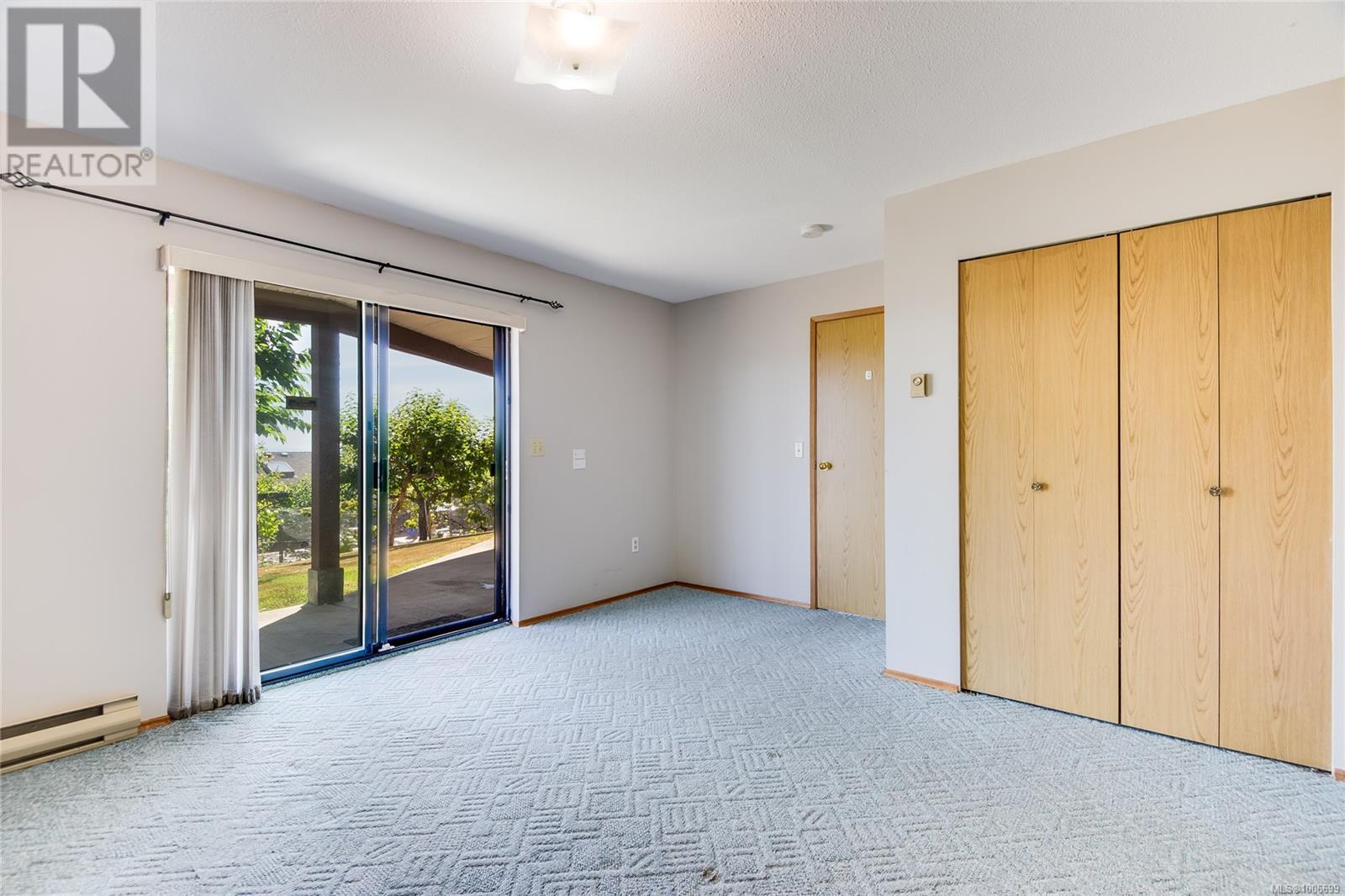 Photo 11 of 241 Mclean St S, Campbell River BC