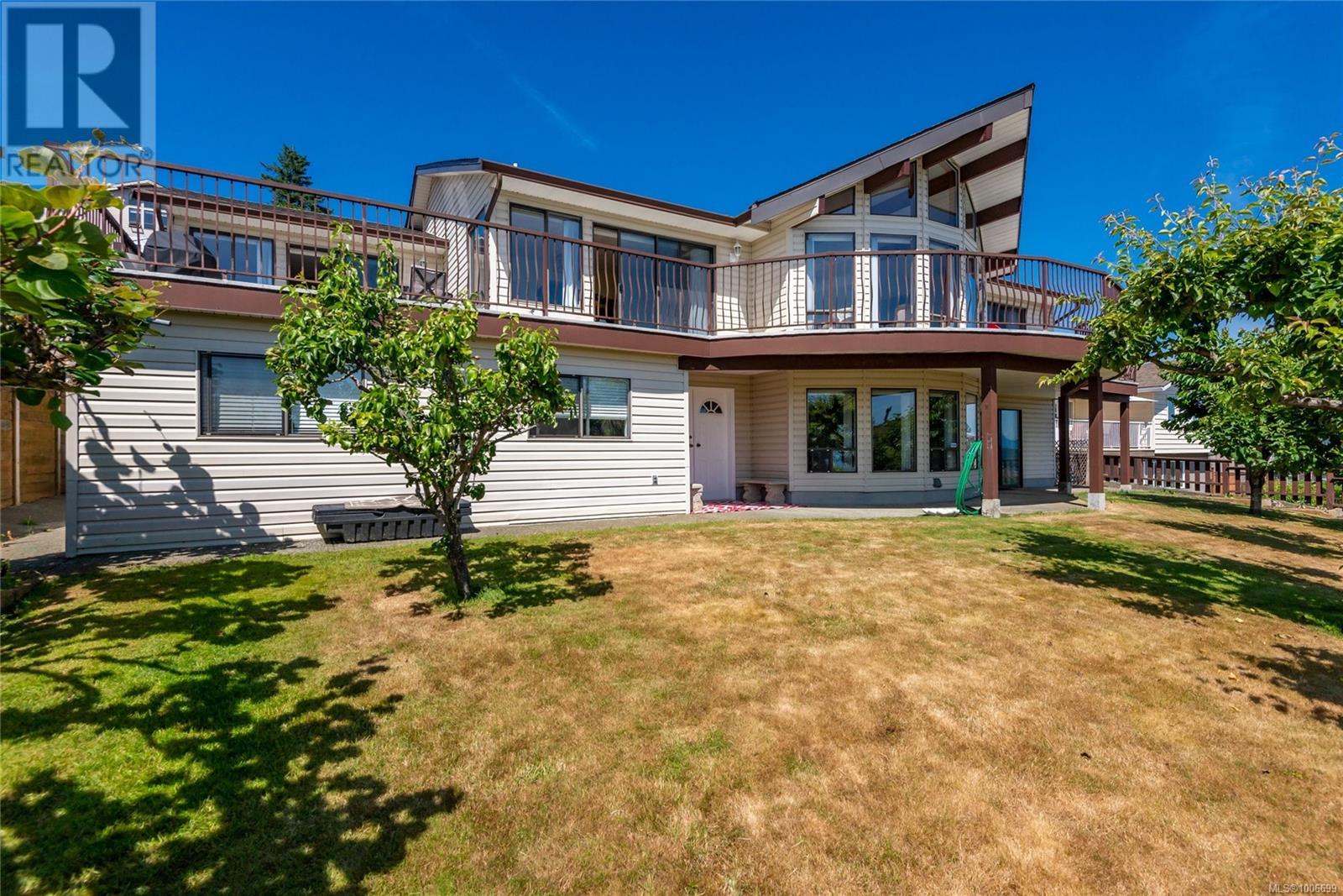 Photo 17 of 241 Mclean St S, Campbell River BC