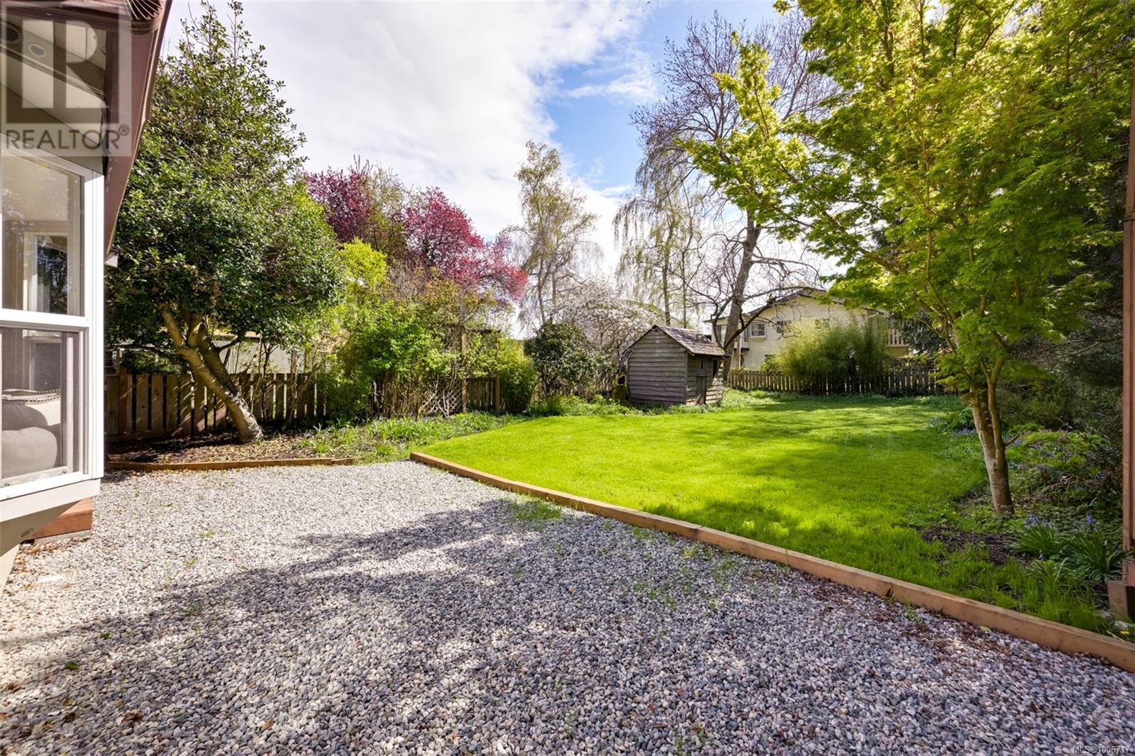 Photo 34 of 1445 Hamley St, Victoria BC