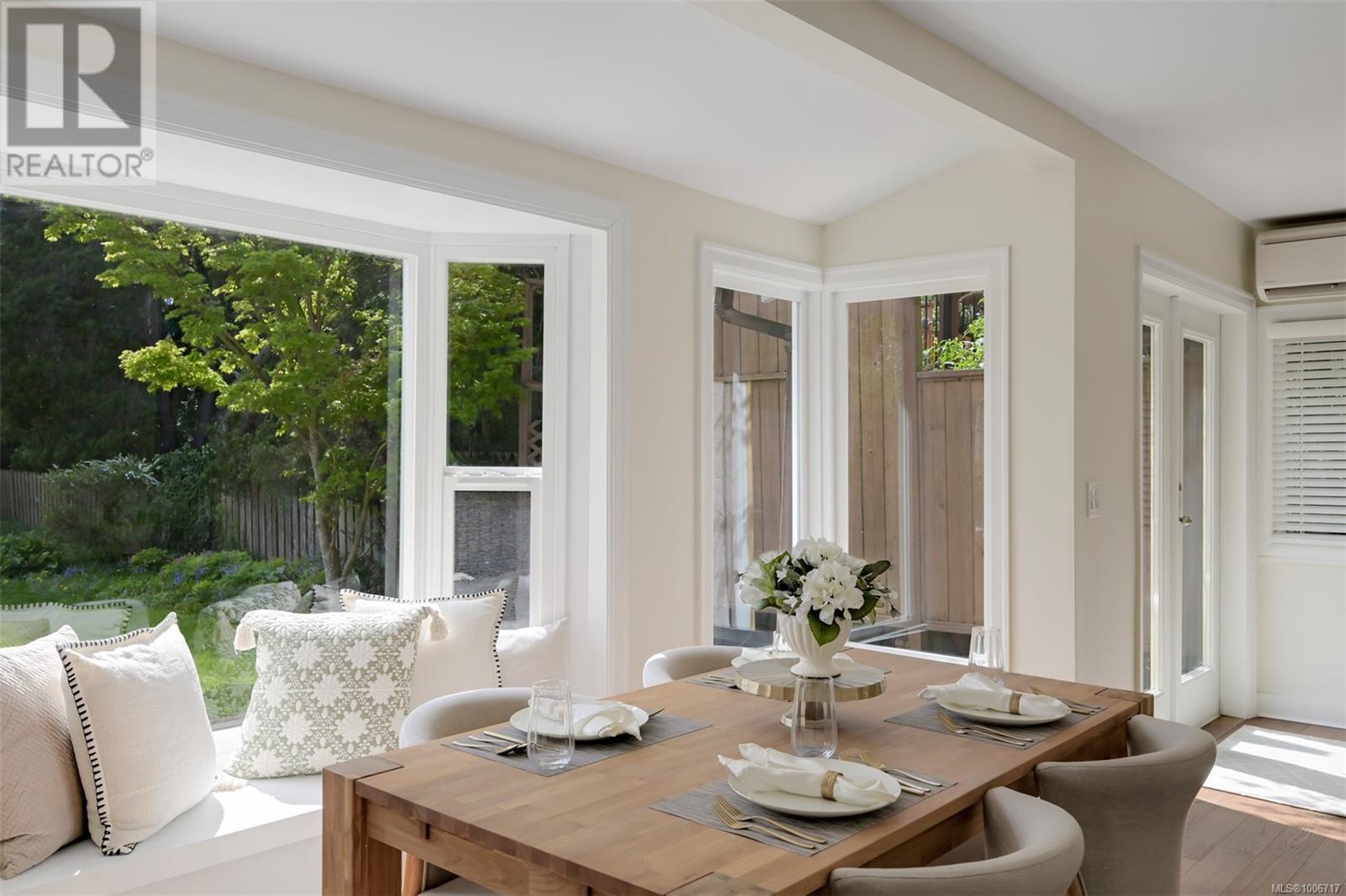 Photo 6 of 1445 Hamley St, Victoria BC