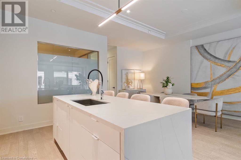 Photo 11 of 123 Maurice Drive Unit 105, Oakville ON