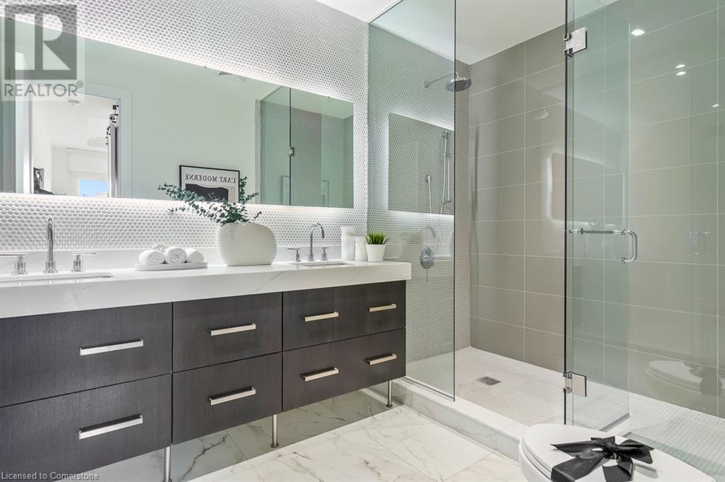 Photo 20 of 123 Maurice Drive Unit 105, Oakville ON