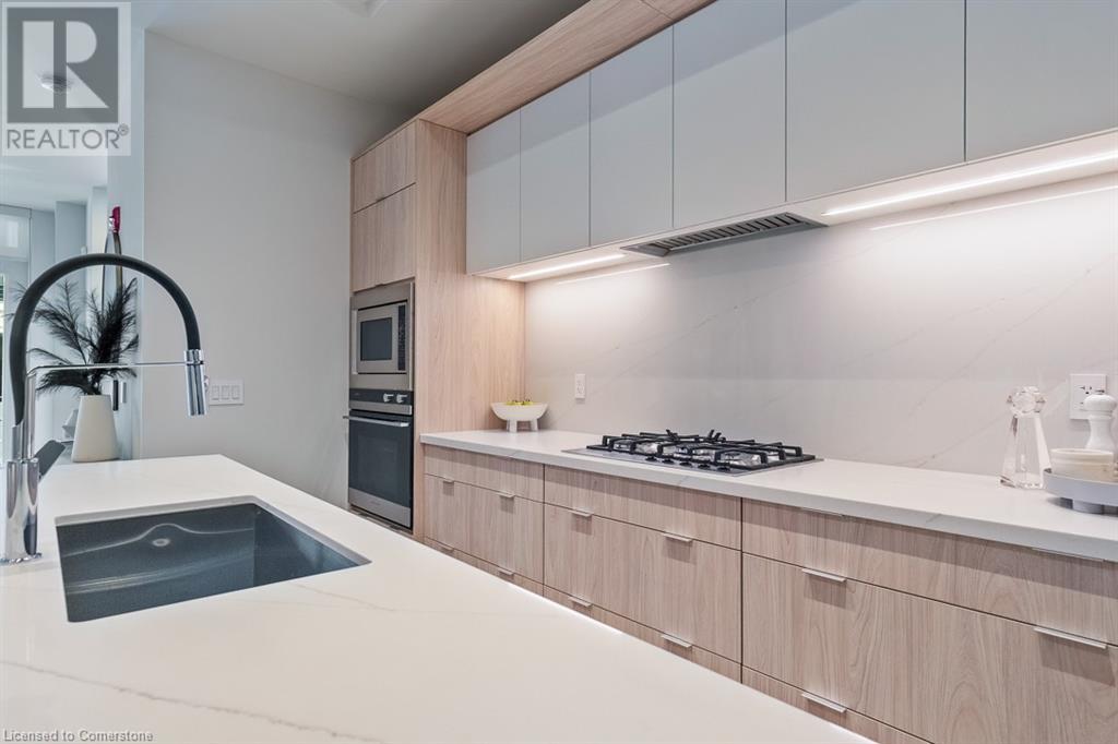 Photo 14 of 123 Maurice Drive Unit 105, Oakville ON