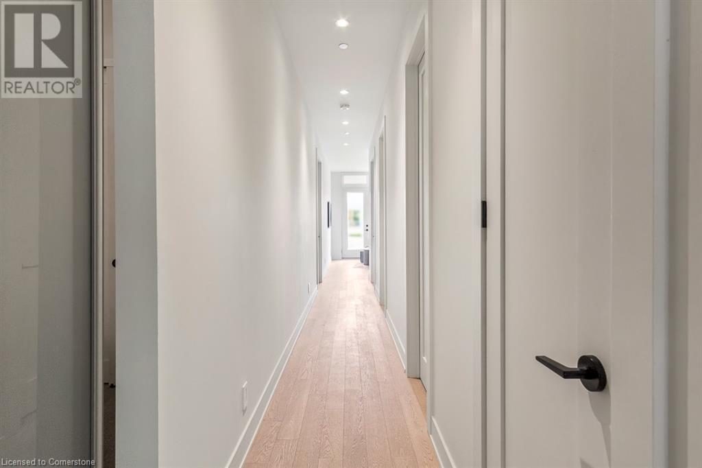 Photo 19 of 123 Maurice Drive Unit 105, Oakville ON