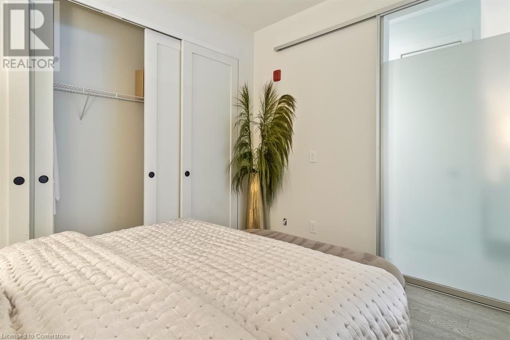 Photo 12 of 123 Maurice Drive Unit 105, Oakville ON