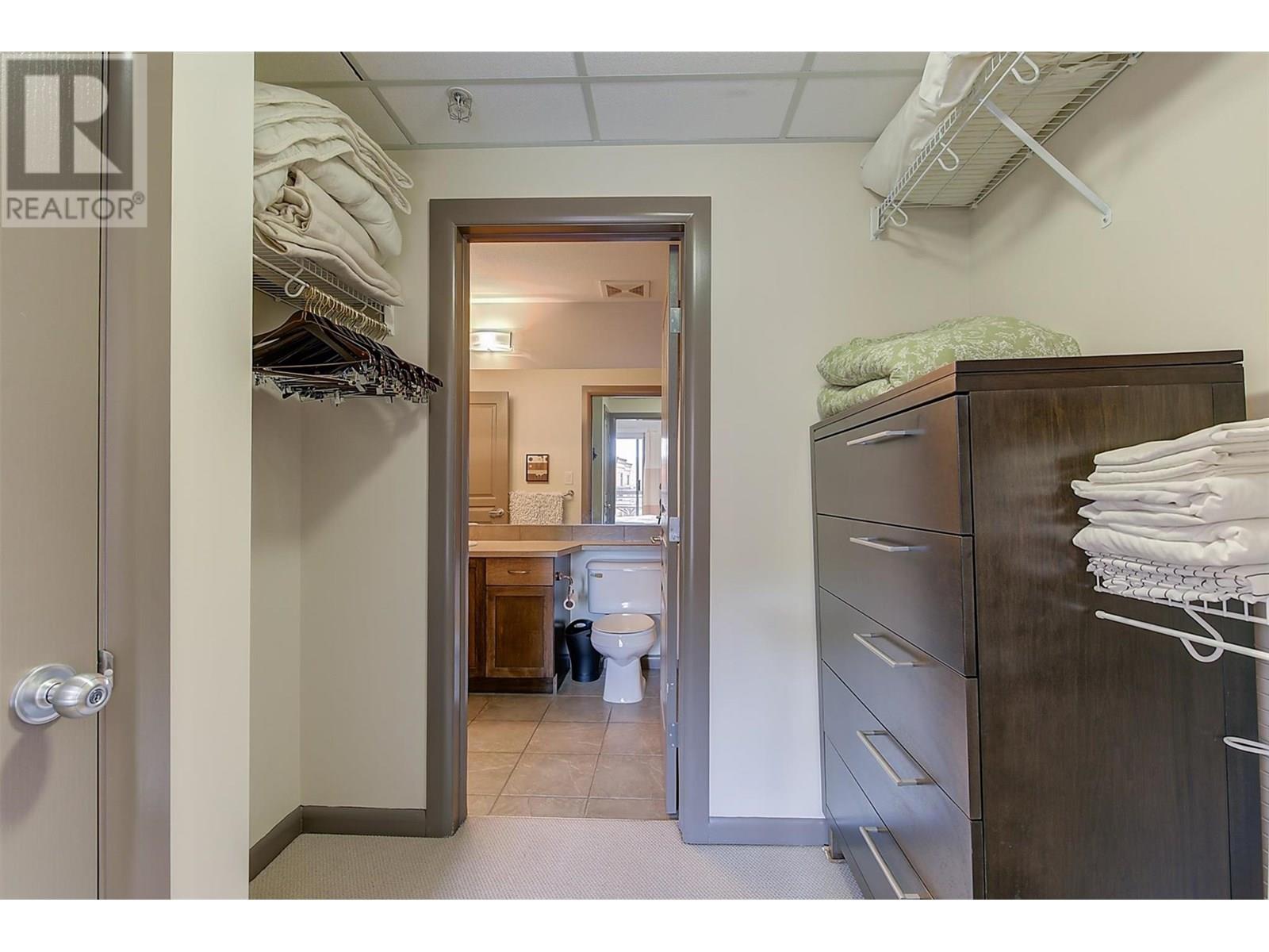 Photo 2 of 654 Cook Road Unit 644, Kelowna BC
