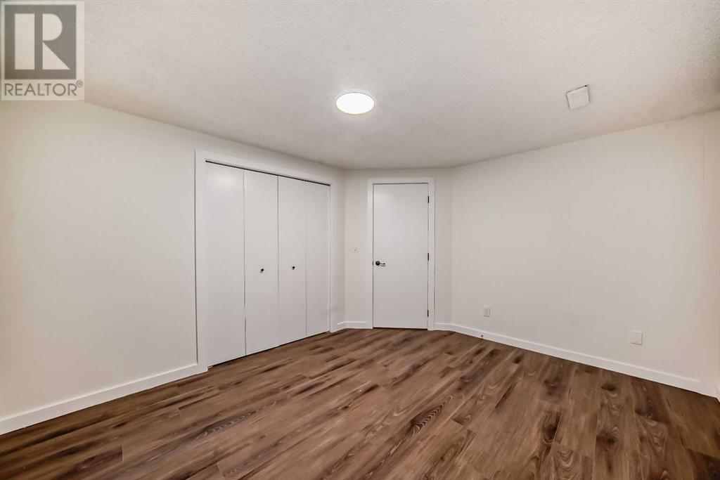 Single Family House 4 Level for Sale in  Whiteview Road NE Whitehorn Calgary 