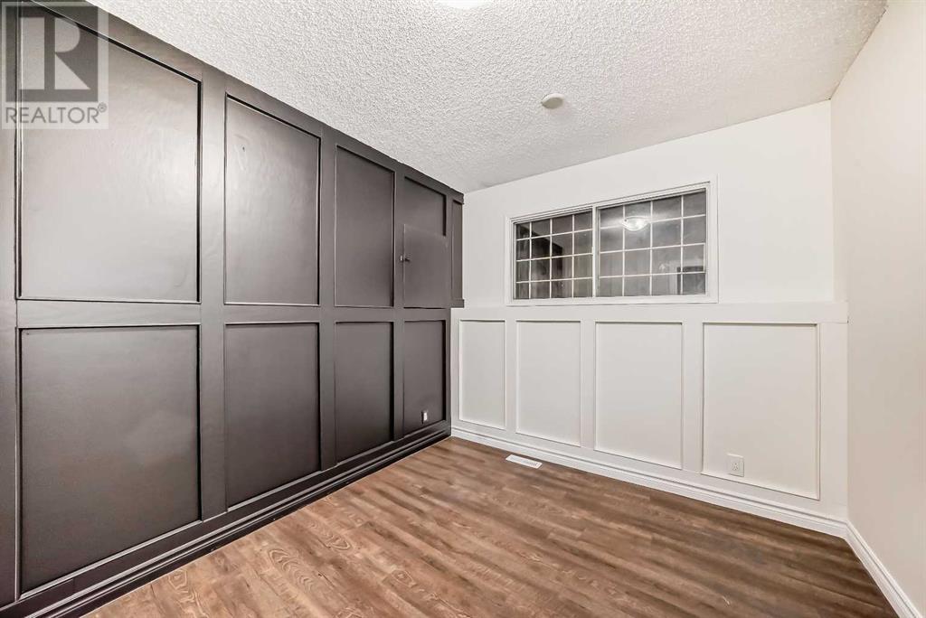 Single Family House 4 Level for Sale in  Whiteview Road NE Whitehorn Calgary 