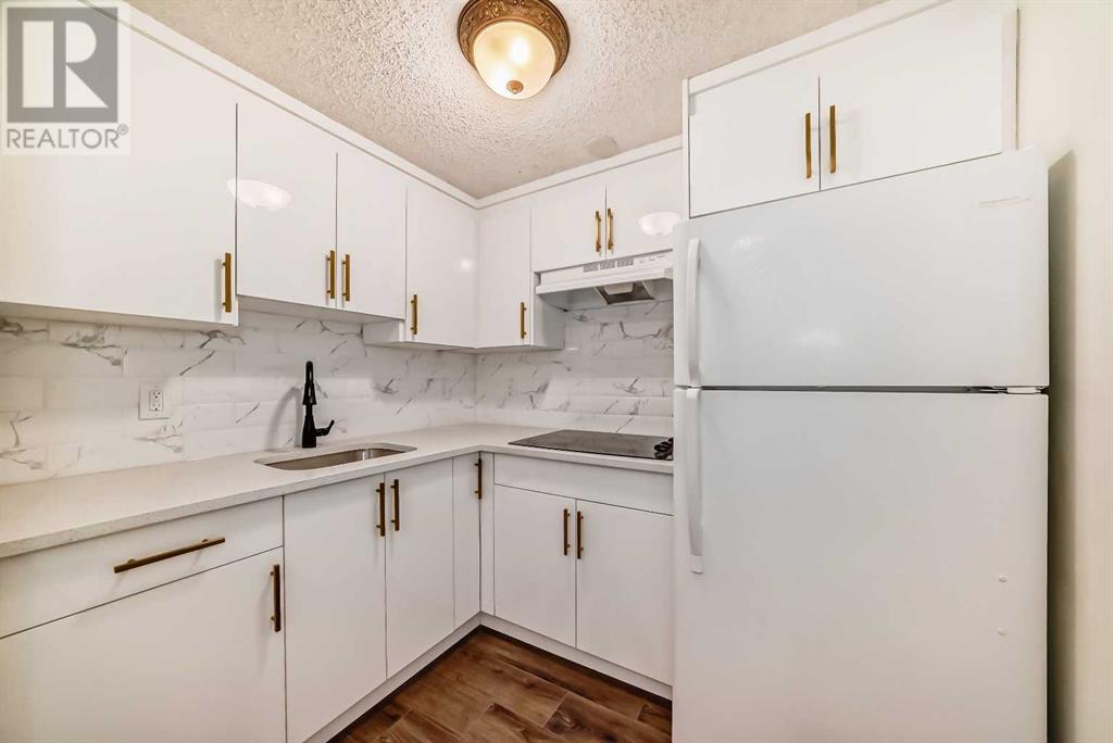 Single Family House 4 Level for Sale in  Whiteview Road NE Whitehorn Calgary 
