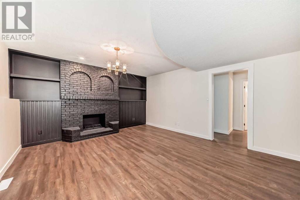 Single Family House 4 Level for Sale in  Whiteview Road NE Whitehorn Calgary 