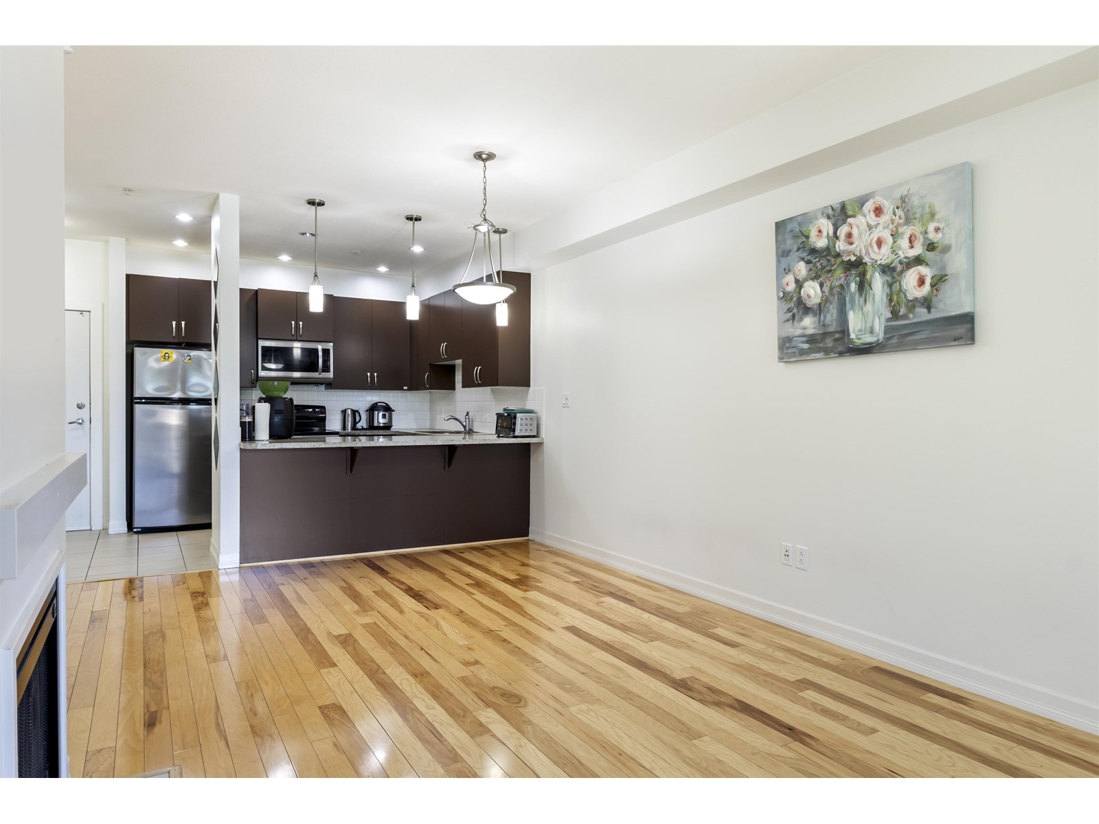 Photo 11 of 212 10237 133 Street, Surrey BC