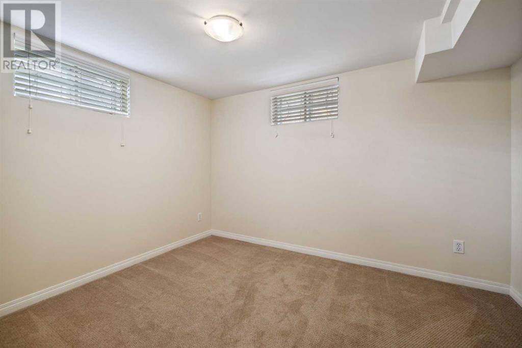 Single Family House for Sale in   Avenue NW Mount Pleasant Calgary 