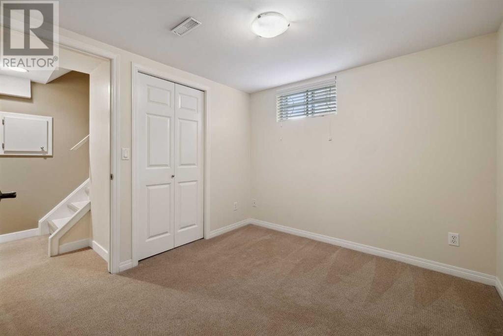 Single Family House for Sale in   Avenue NW Mount Pleasant Calgary 