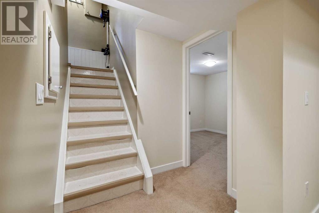 Single Family House for Sale in   Avenue NW Mount Pleasant Calgary 