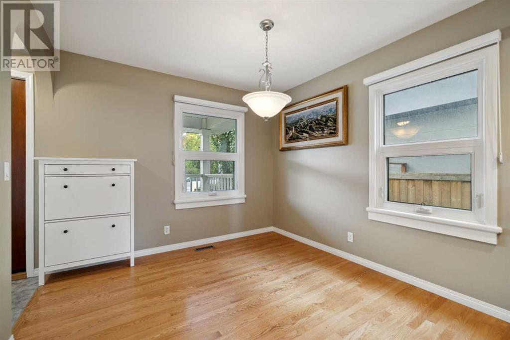 Single Family House for Sale in   Avenue NW Mount Pleasant Calgary 