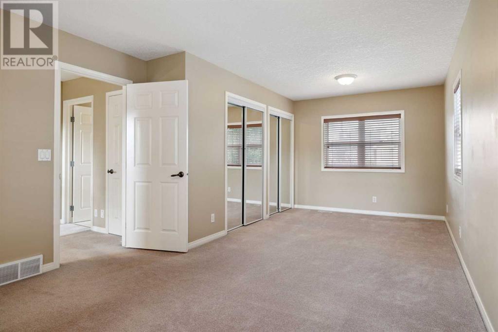Single Family House for Sale in   Avenue NW Mount Pleasant Calgary 