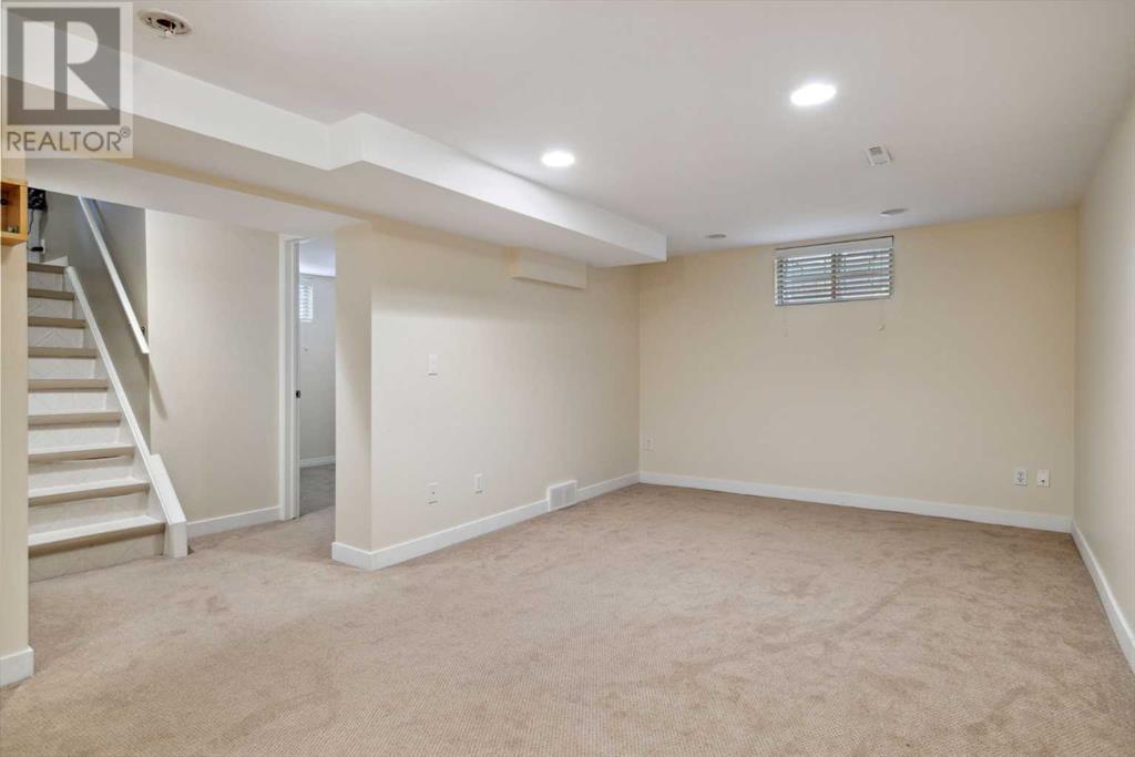 Single Family House for Sale in   Avenue NW Mount Pleasant Calgary 