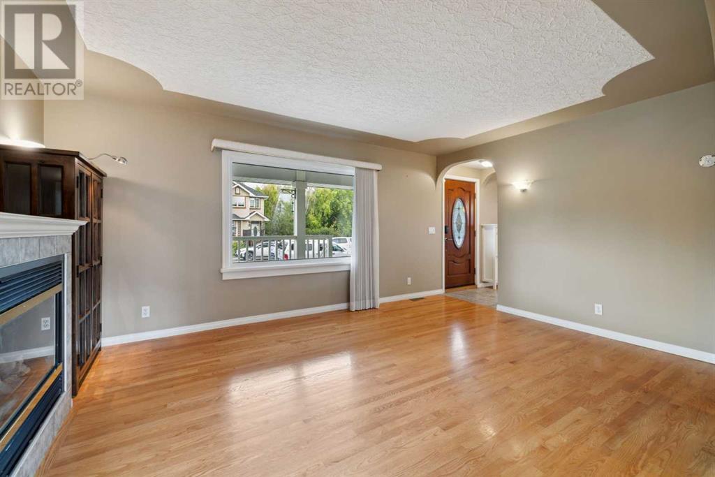 Single Family House for Sale in   Avenue NW Mount Pleasant Calgary 