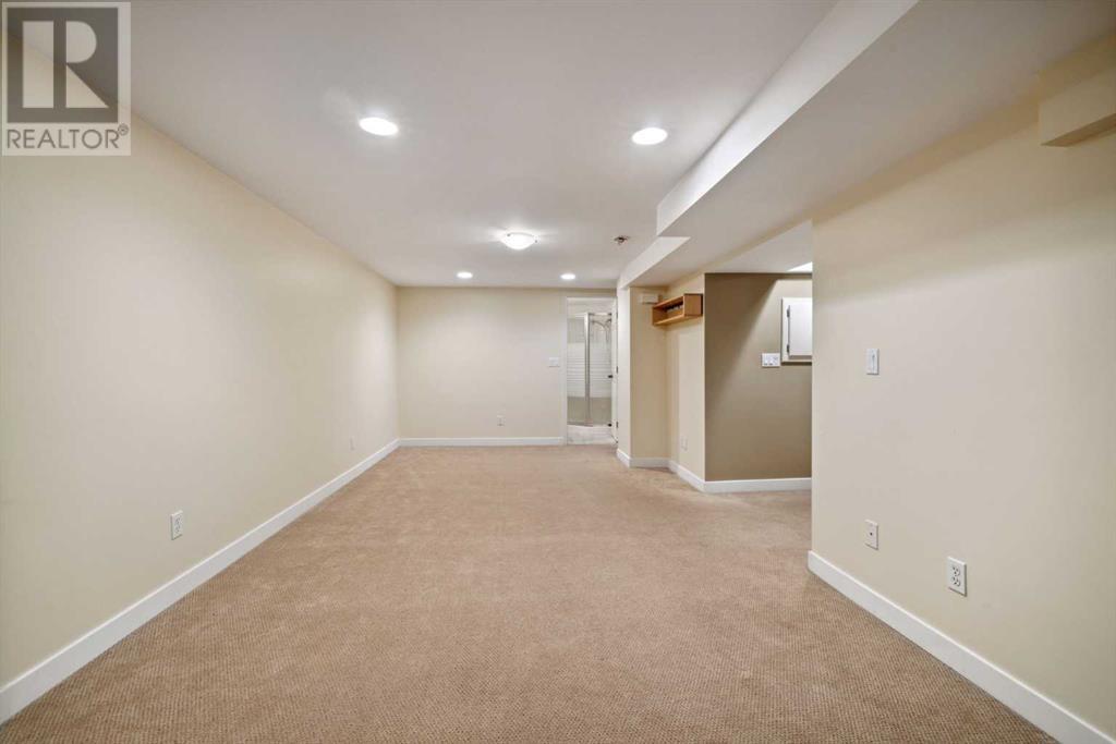 Single Family House for Sale in   Avenue NW Mount Pleasant Calgary 