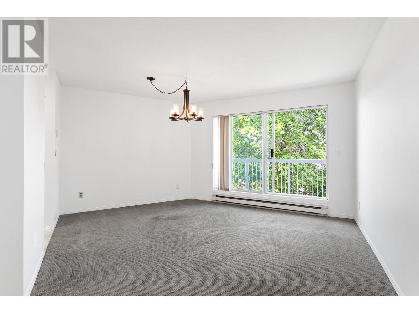 Photo 5 of 305 11240 Mellis Drive, Richmond BC