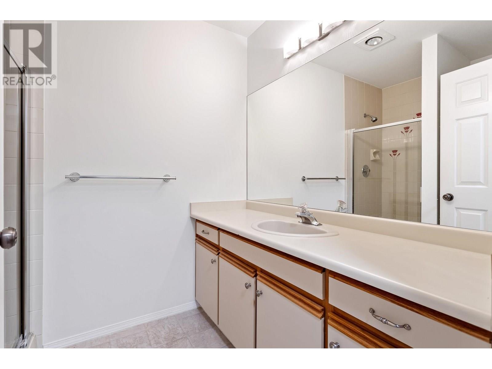 Photo 21 of 305 11240 Mellis Drive, Richmond BC