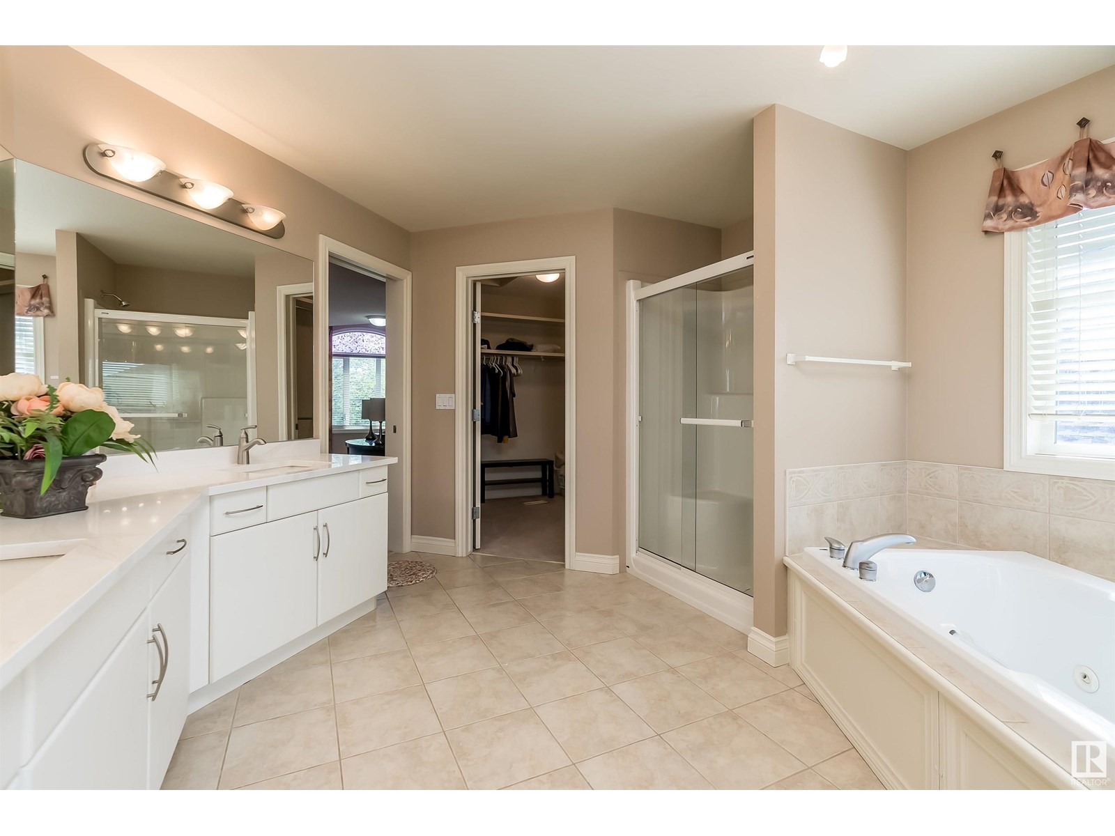 Photo 36 of 613 Todd Li Nw, Edmonton AB