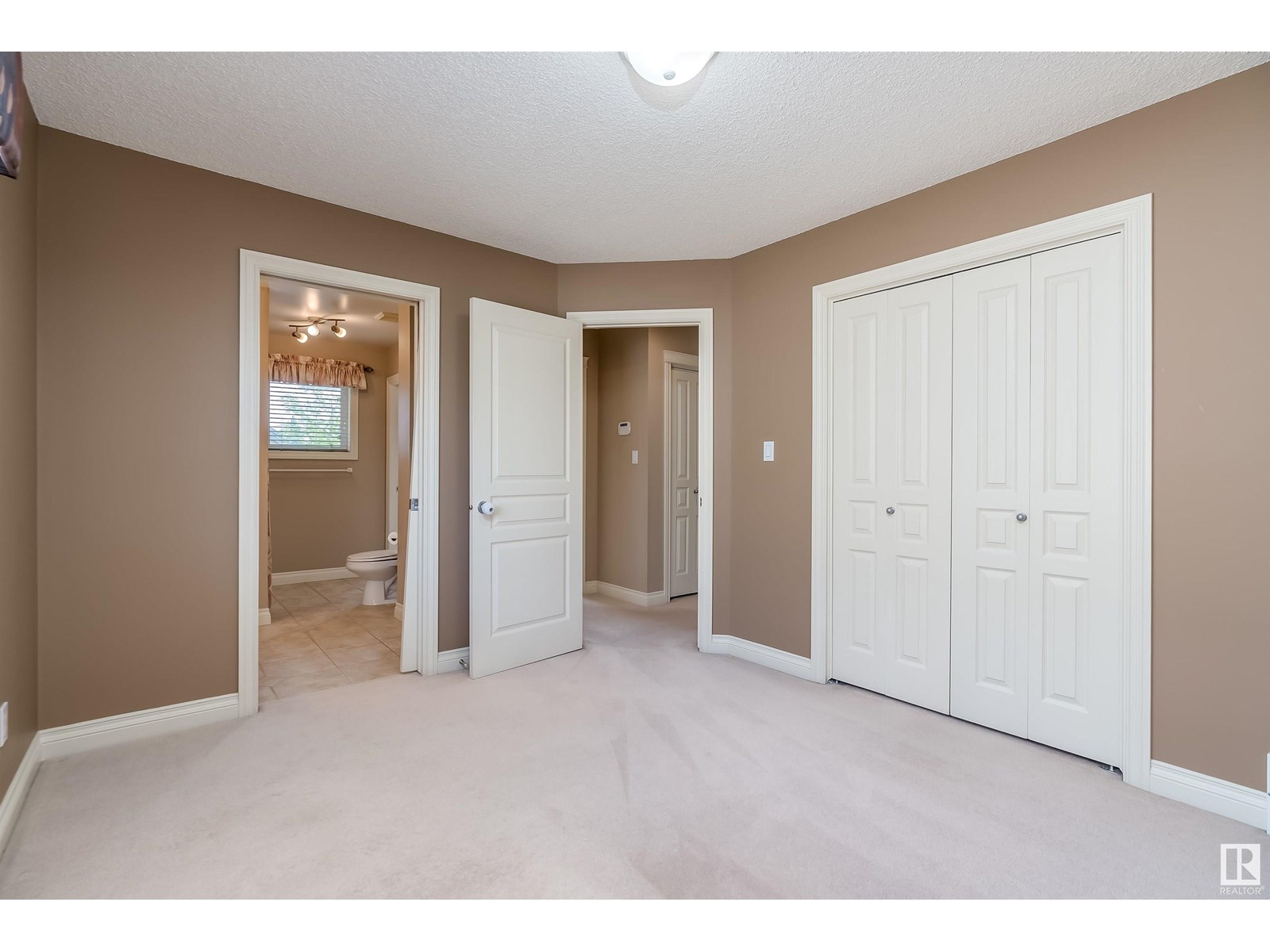 Photo 41 of 613 Todd Li Nw, Edmonton AB