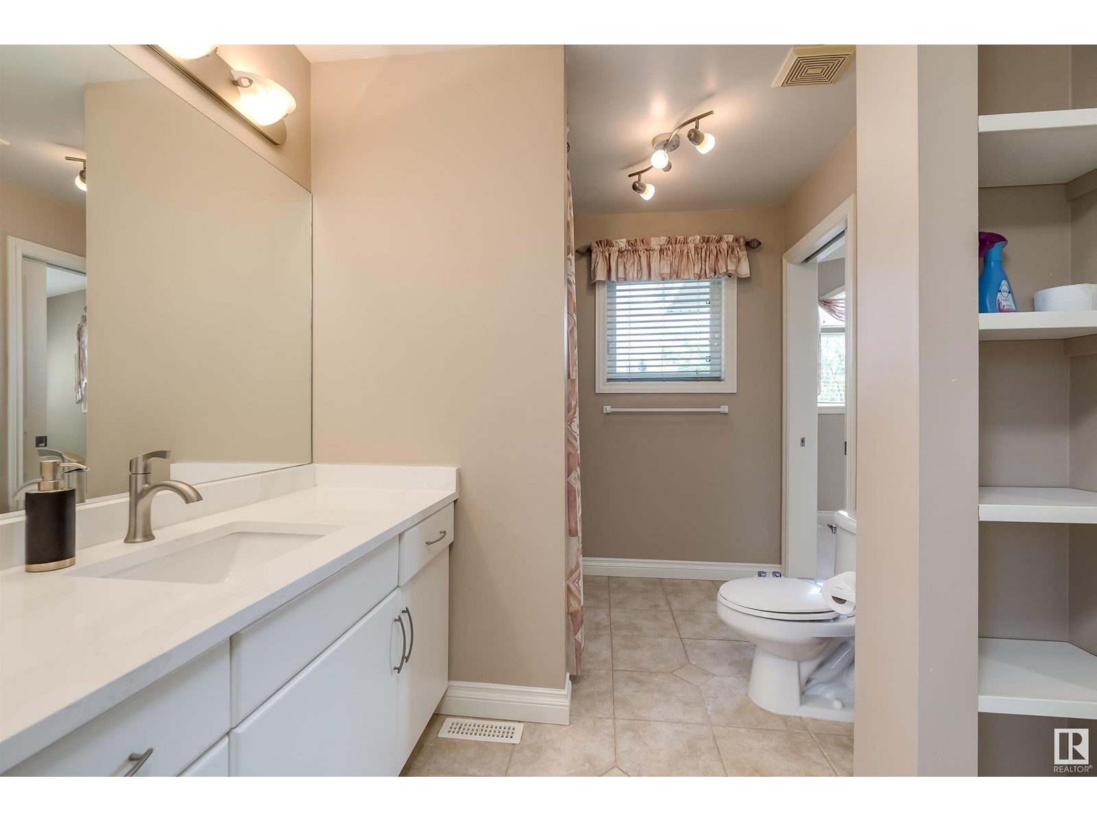 Photo 42 of 613 Todd Li Nw, Edmonton AB